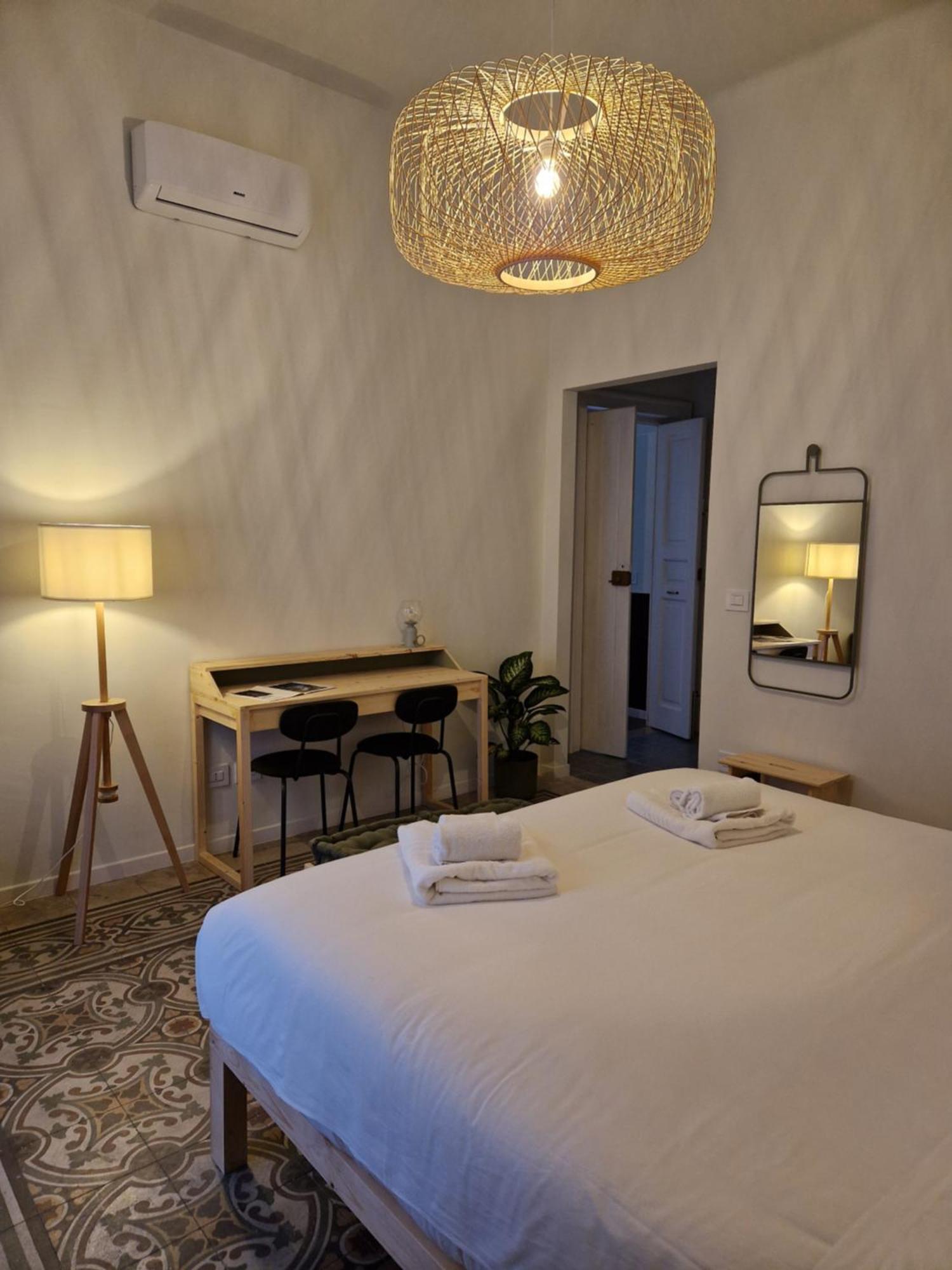 Lostabile Guesthouse & Coworking Bari Exterior photo